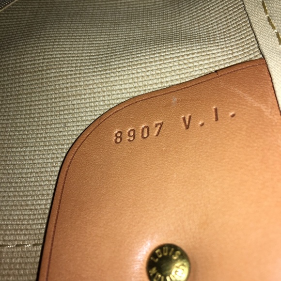 Louis Vuitton Monogram Sirius 45 - Picture 8 of 16